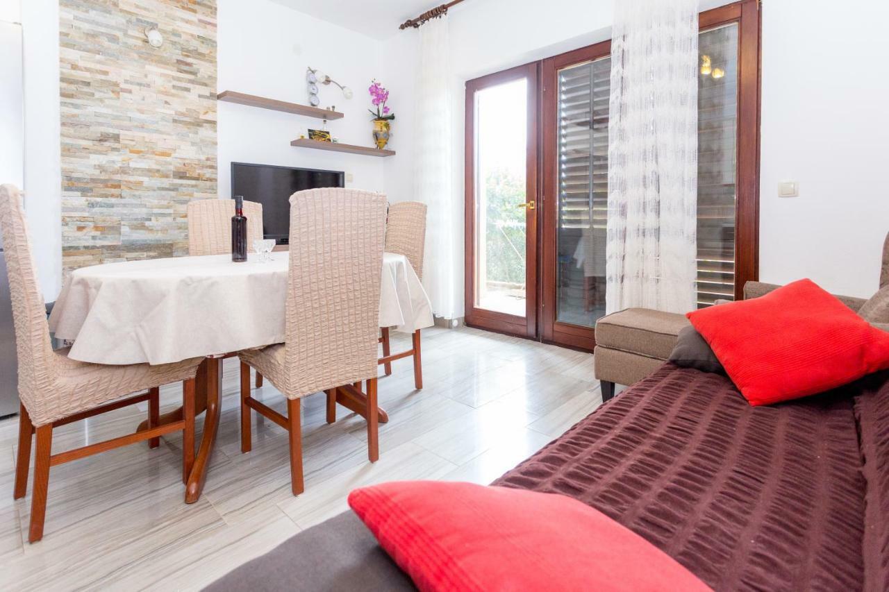 Apartments Iva Brstilo Omiš Kültér fotó
