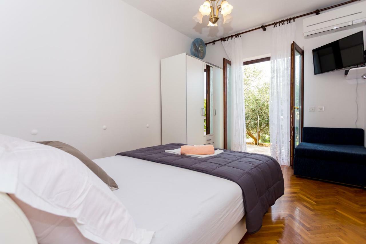 Apartments Iva Brstilo Omiš Kültér fotó