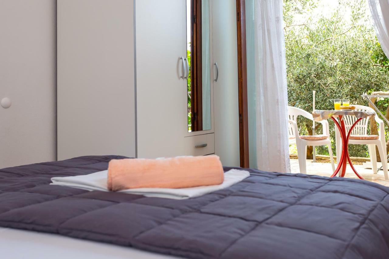 Apartments Iva Brstilo Omiš Kültér fotó