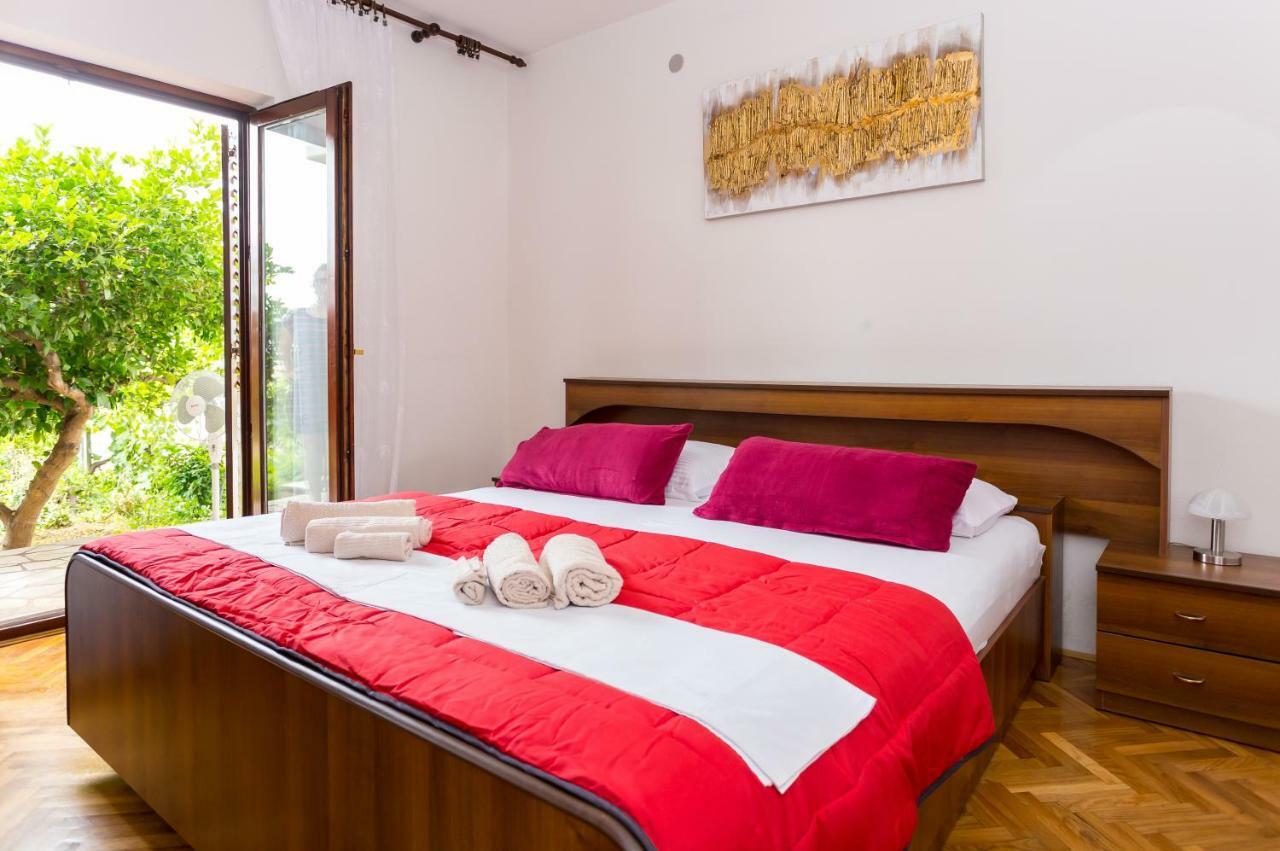 Apartments Iva Brstilo Omiš Kültér fotó