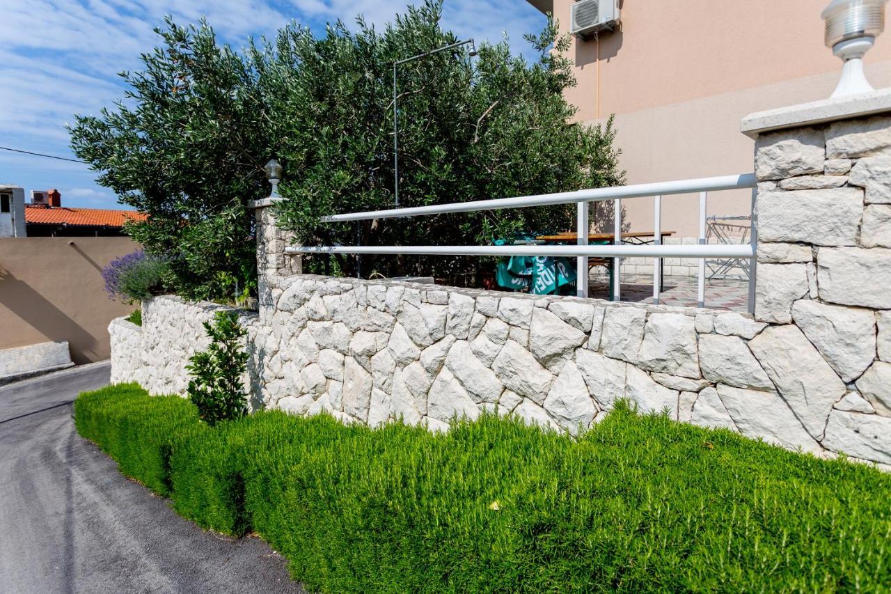 Apartments Iva Brstilo Omiš Kültér fotó